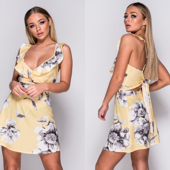 Dresses & Skirts - SALE! Floral Print Sleeveless Open Back Mini Dress